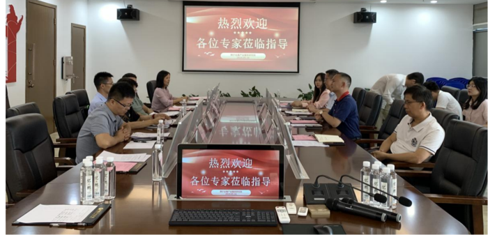huiyi.png